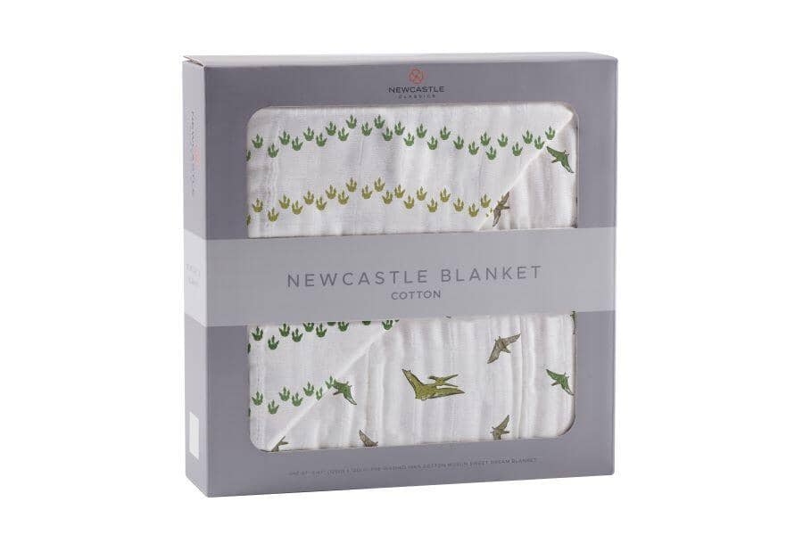 Dino Feet and Pteranodon Newcastle Blanket - Image 7