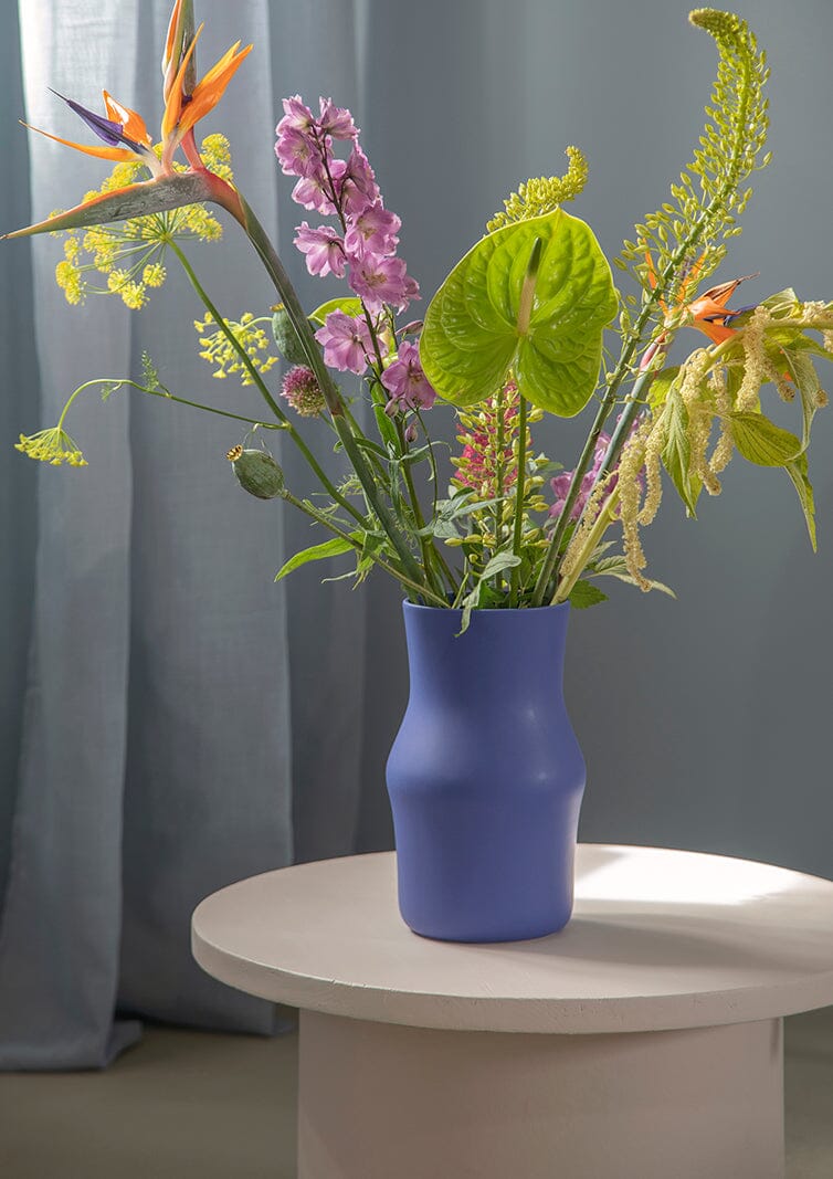 Gense Dorotea Iris Blue Vase - Image 7