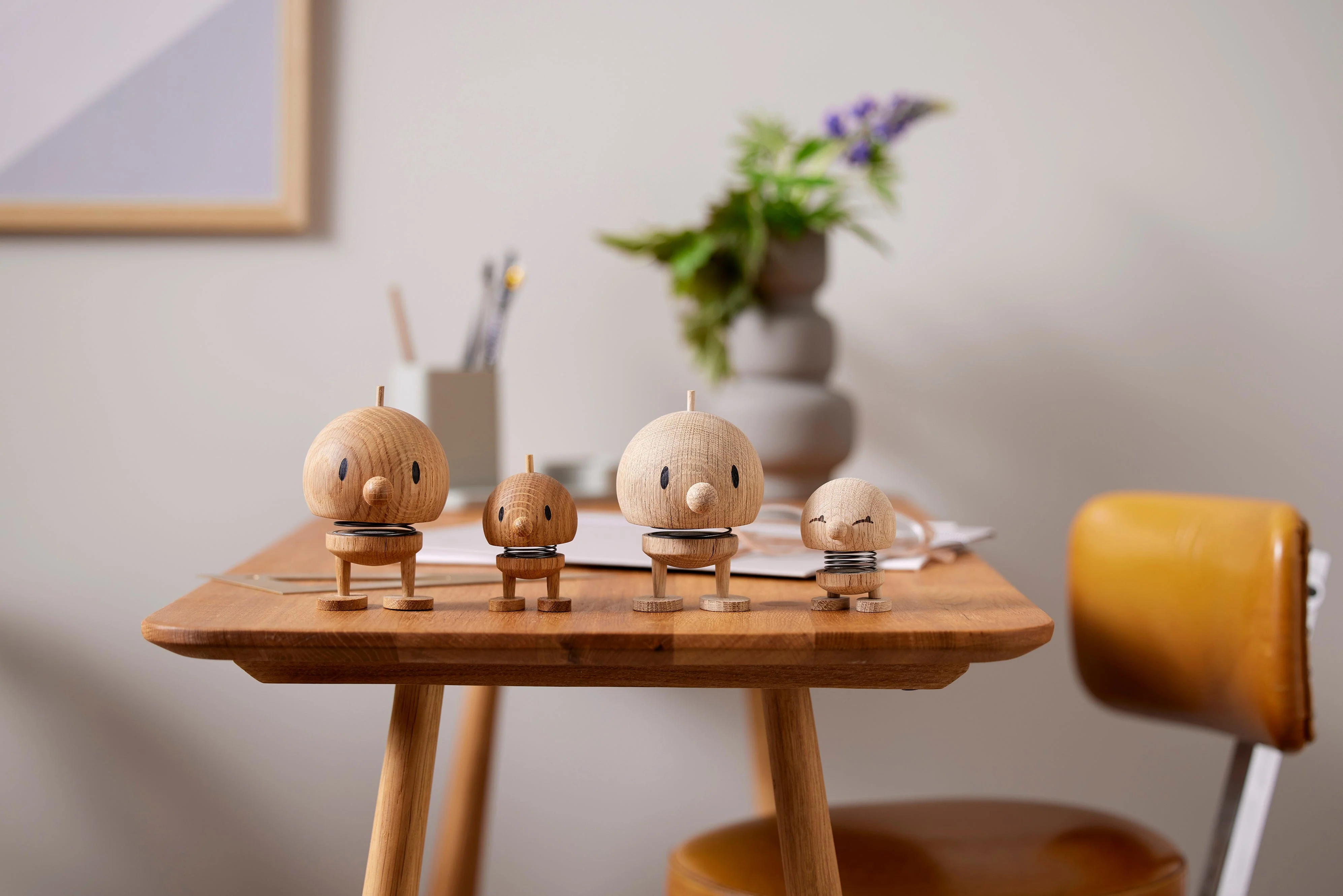 Hoptimist Classic Bumble Oak Decorative Figures - Image 6