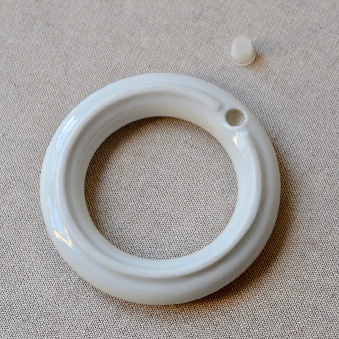 Rings Glossy & Matte salt and pepper shakers - Image 3