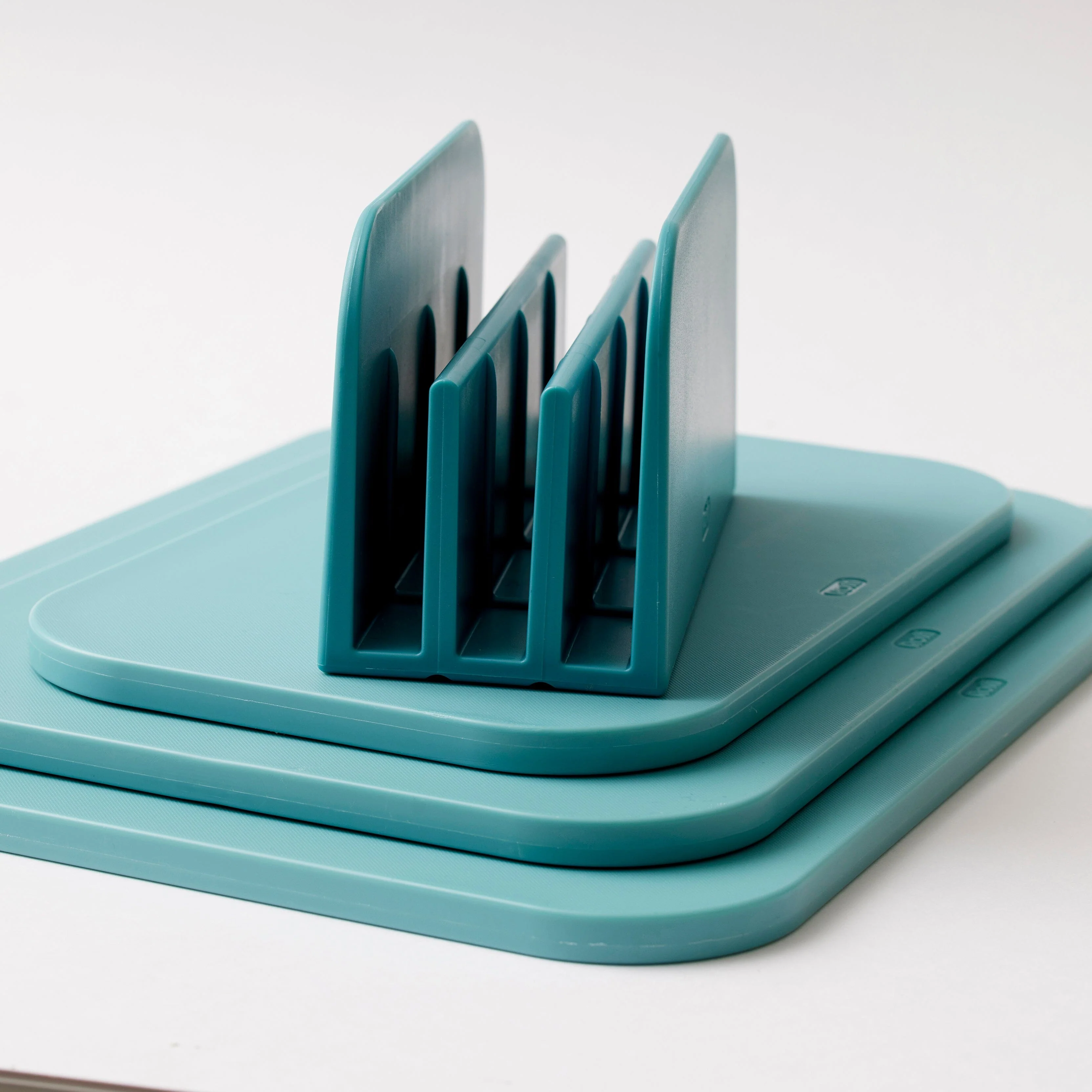 Rosti Choptima Chopping Board Set in a Single Color - Image 15