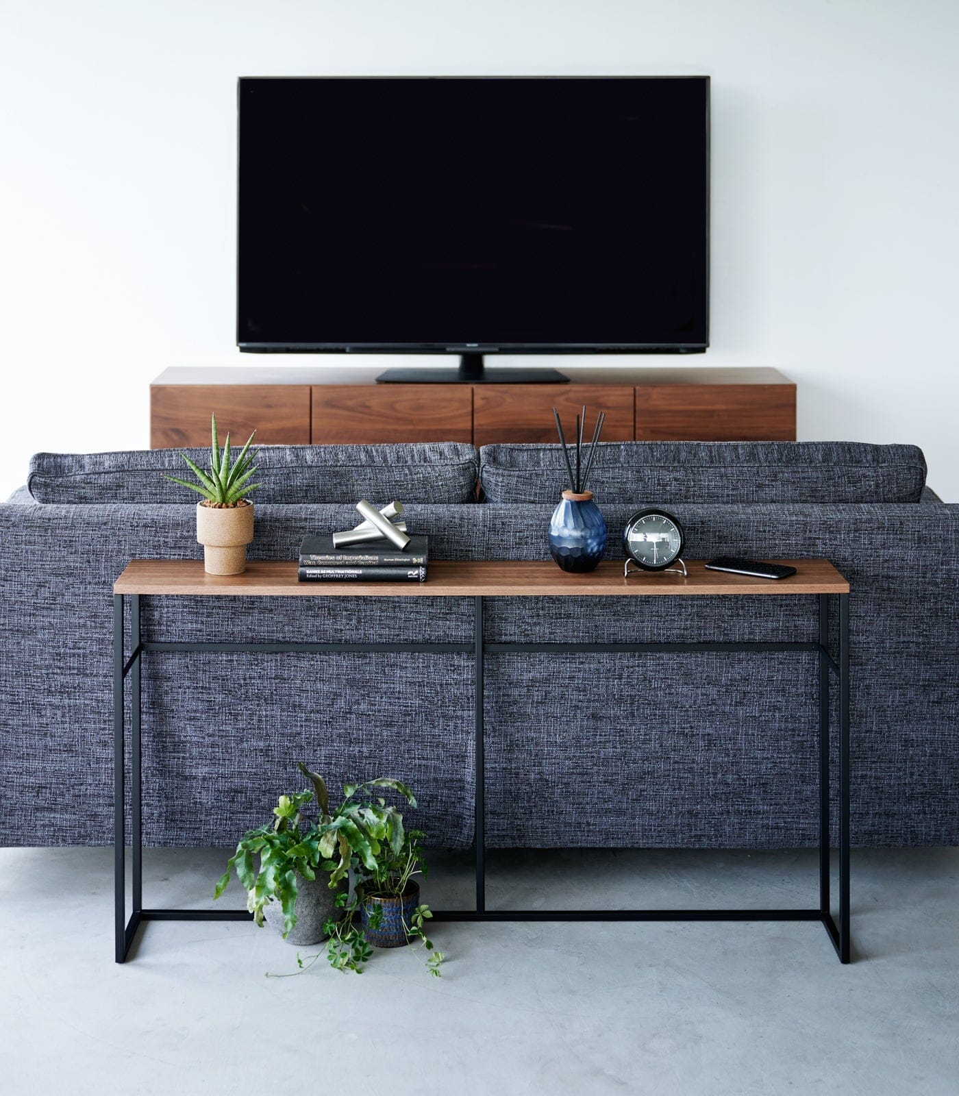 Yamazaki Long Console Table - Image 12