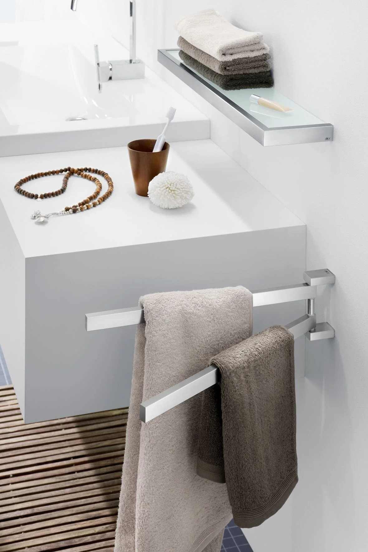 Zack Linea Swivel Double Towel Holder - Image 5